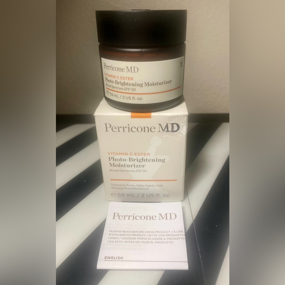 PERRICONE MD PHOTO BRIGHTENING MOISTURIZER- BROAD SPECTRUM SPF 30- BRAND NEW